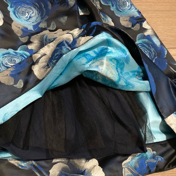 Eliza J. Blue brocade halter dress - Picture 4 of 6